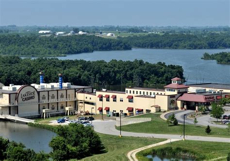 A Beira Do Lago De Casino Osceola