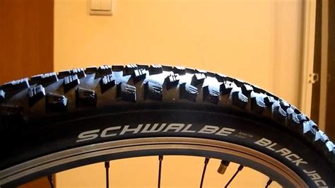 Avis Schwalbe Black Jack