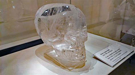 Crystal Skull Brabet