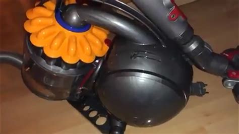 Dyson Dc33c Geant Casino