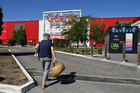 Geant Casino Lons Localizacao Camion