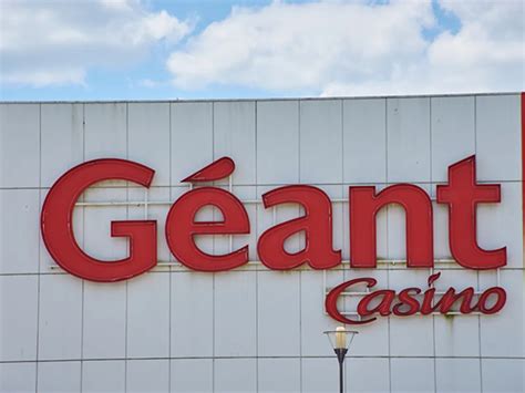 Geant Casino Poitiers 15 Aout