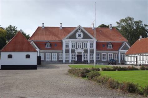 Hjortholm De Fenda