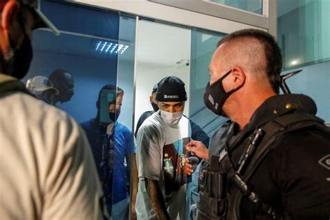 Homem Preso Casino Ebola