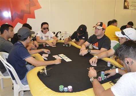 Juventude Torneio De Poker