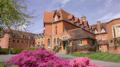 Negociante De Cassino Escola Do Reino Unido