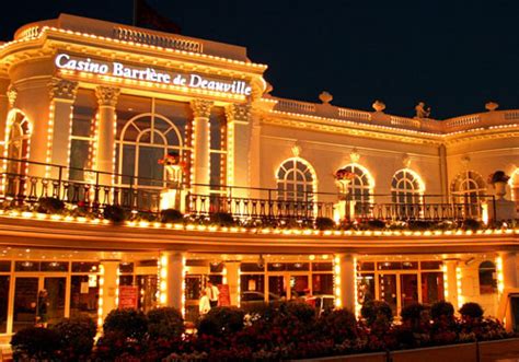 O Cassino De Deauville Tenue