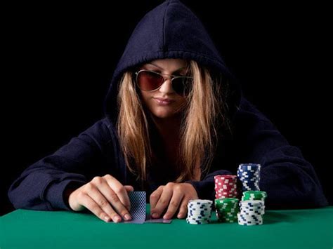 O Que Significa O Termo Poker Face Media