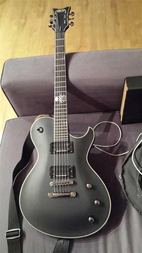 Schecter Blackjack Solo 6