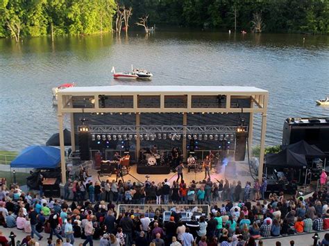 Terrivel S Casino A Beira Do Lago Osceola Iowa